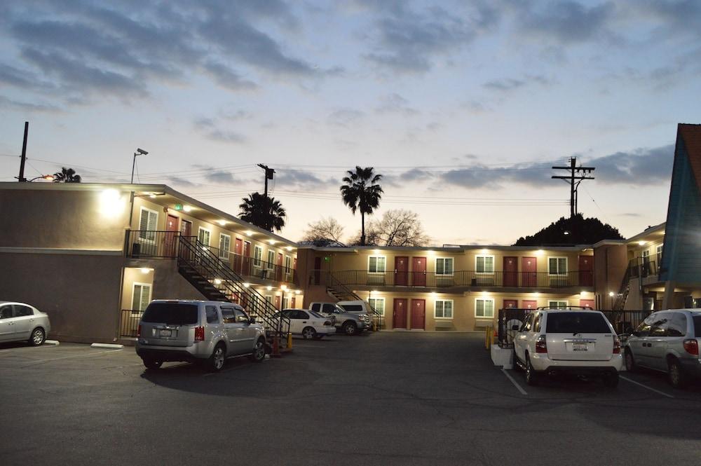 La Casa Inn Pasadena Exterior foto